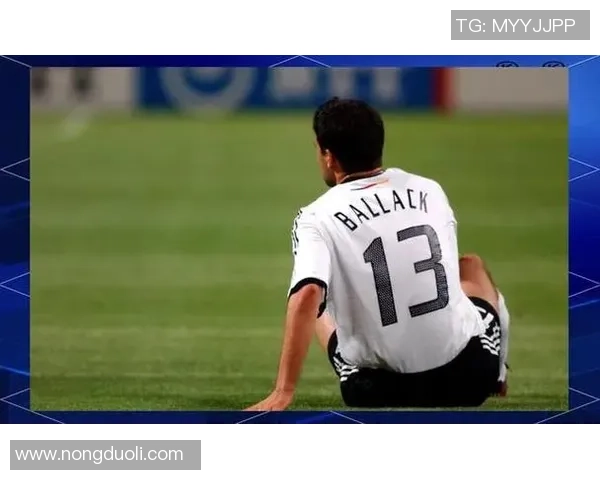 德国足球传奇巴拉克精彩瞬间回顾与经典图片分享